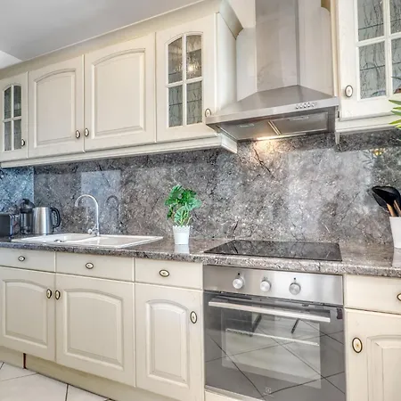 Belleza Ii-1 By Interhome شقة